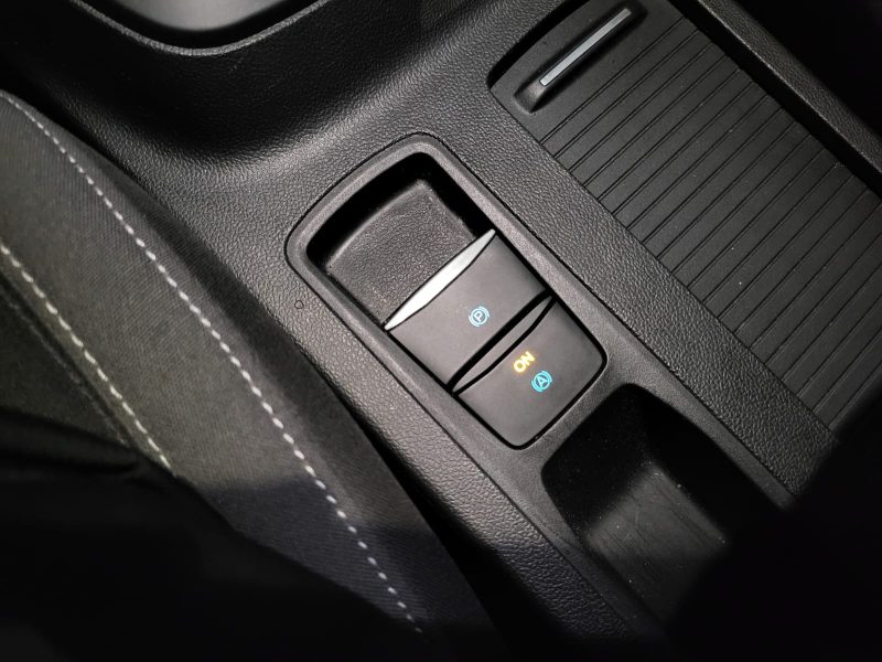 FORD FOCUS IV 1.5 TDCi 95cv Trend Business BVM6 // ANDROID AUTO/RADAR-AV-AR/ALERTE FRANCHISSEMENT DE