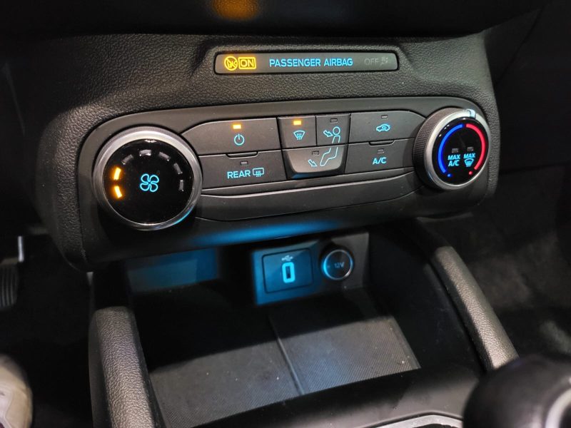 FORD FOCUS IV 1.5 TDCi 95cv Trend Business BVM6 // ANDROID AUTO/RADAR-AV-AR/ALERTE FRANCHISSEMENT DE