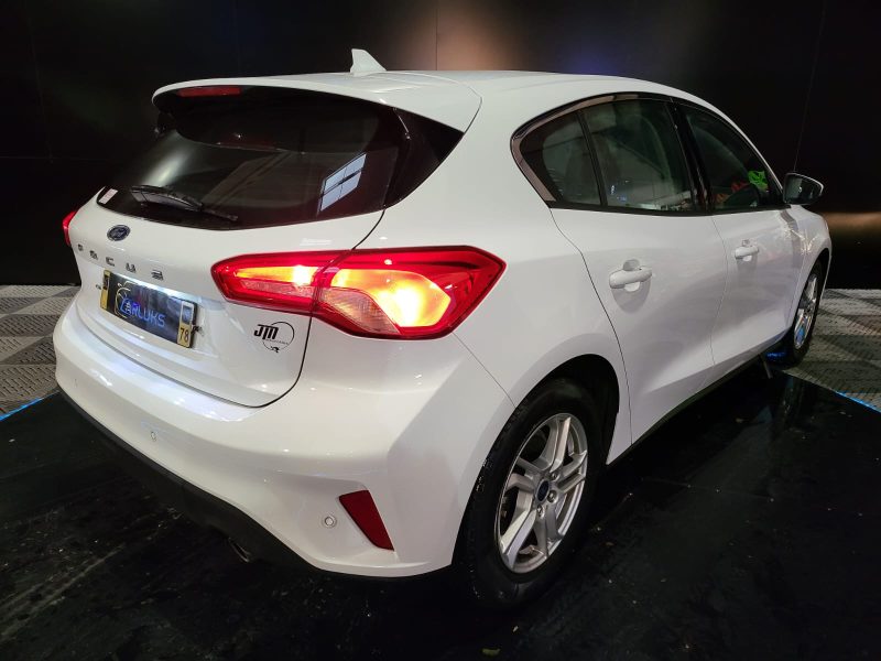 FORD FOCUS IV 1.5 TDCi 95cv Trend Business BVM6 // ANDROID AUTO/RADAR-AV-AR/ALERTE FRANCHISSEMENT DE