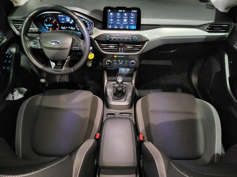 FORD FOCUS IV 1.5 TDCi 95cv Trend Business BVM6 // ANDROID AUTO/RADAR-AV-AR/ALERTE FRANCHISSEMENT DE