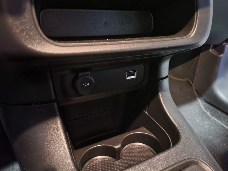 CITROEN C3 III 1.2 PureTech 83cv GRAPHIC SUIVI CITROEN COMPLET 1er MAIN