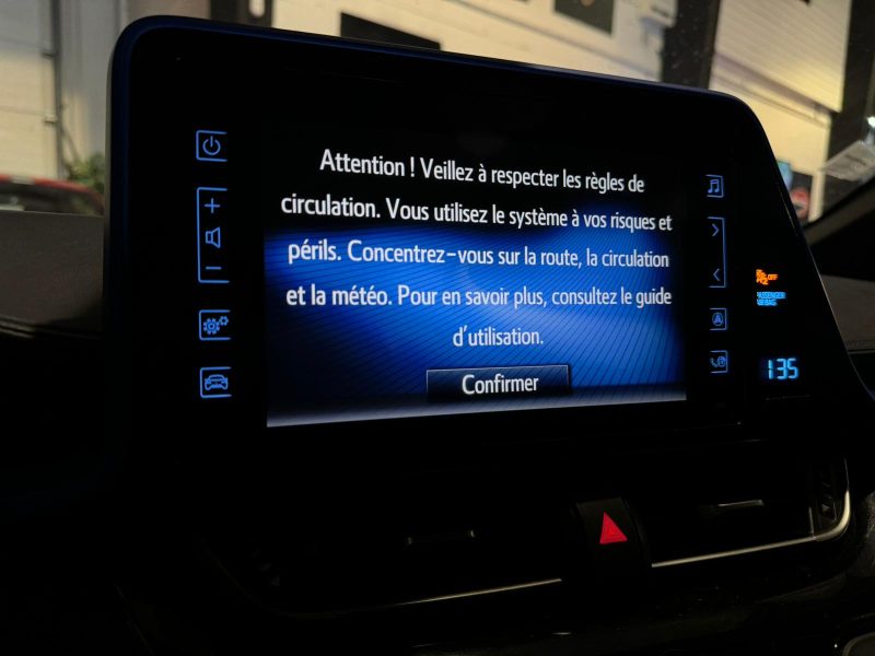 CH-R 1.8 Hybrid 122cv GRAPHIC CAMERA / KEYLESS / SIEGES CHAUFFANT / PARK ASSIST