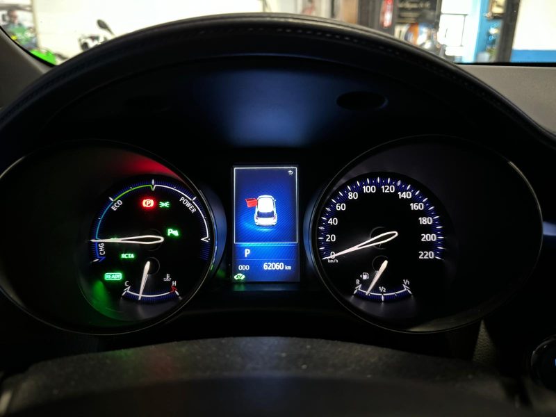 CH-R 1.8 Hybrid 122cv GRAPHIC CAMERA / KEYLESS / SIEGES CHAUFFANT / PARK ASSIST