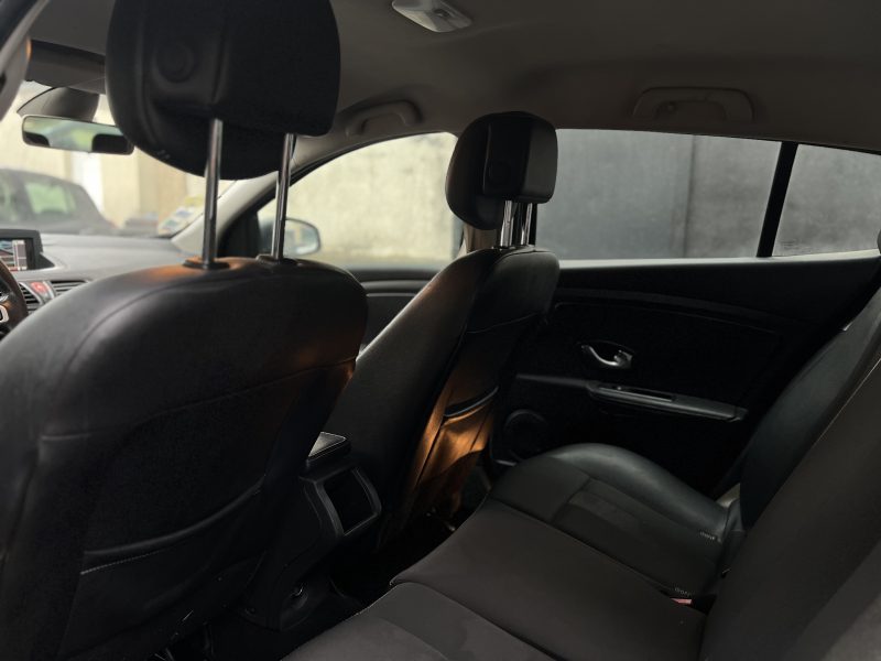RENAULT MEGANE III 1.5 DCI BOSE PAYER EN 4X