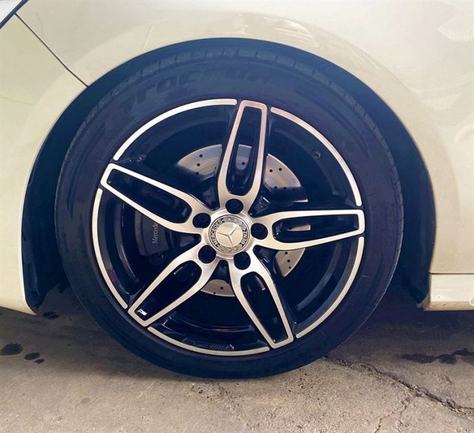 Mercedes-Benz CLA Shooting Brake Amg-Line 4matic 177ch 220 d Fascination 7G-DCT