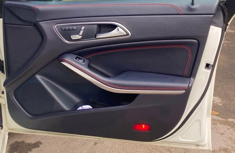 Mercedes-Benz CLA Shooting Brake Amg-Line 4matic 177ch 220 d Fascination 7G-DCT