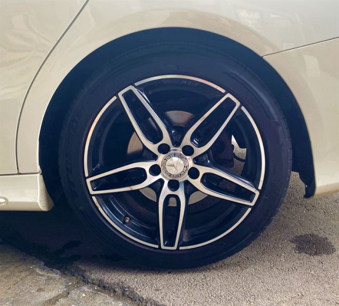 Mercedes-Benz CLA Shooting Brake Amg-Line 4matic 177ch 220 d Fascination 7G-DCT