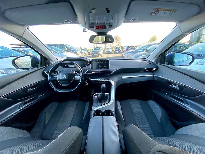 PEUGEOT 3008 1.6 BlueHDi 100CH PACK ALLURE