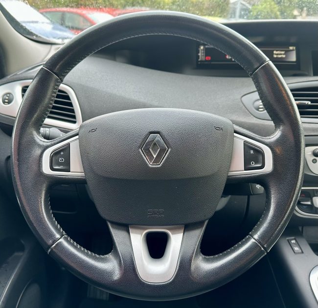 RENAULT SCENIC III 2013