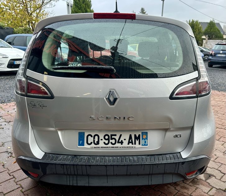 RENAULT SCENIC III 2013