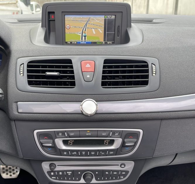 RENAULT MEGANE 3 PASE 2 CC GT LINE 1.5 DCI 110 Cv CABRIOLET / GPS BLUETOOTH - GARANTIE 1 AN