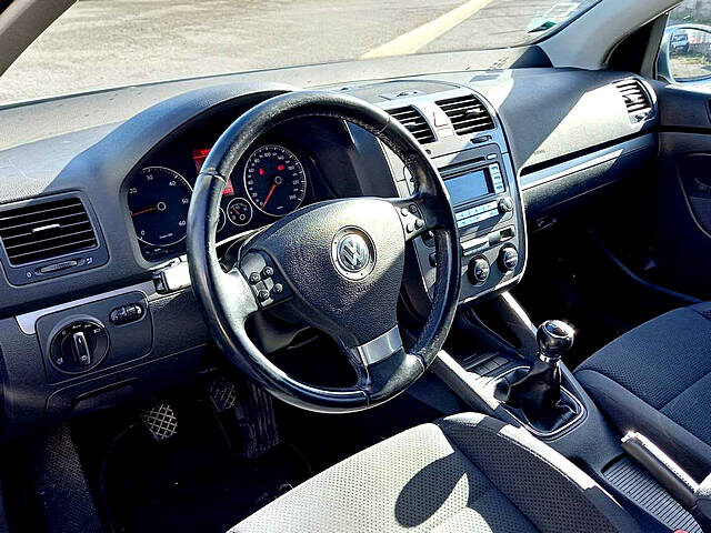 VOLKSWAGEN GOLF V 2009