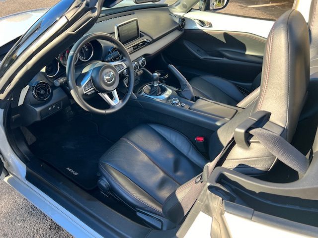 Mazda MX-5 1.5 SKYACTIV-G 132ch Exclusive-Line 2015