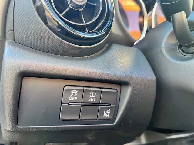 Mazda MX-5 1.5 SKYACTIV-G 132ch Exclusive-Line 2015