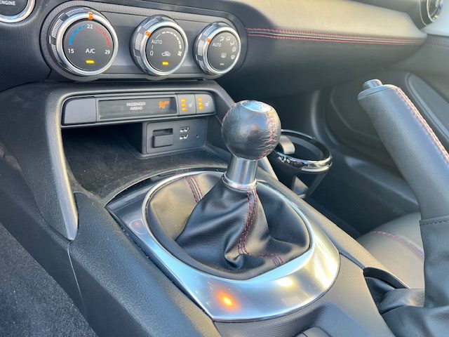 Mazda MX-5 1.5 SKYACTIV-G 132ch Exclusive-Line 2015