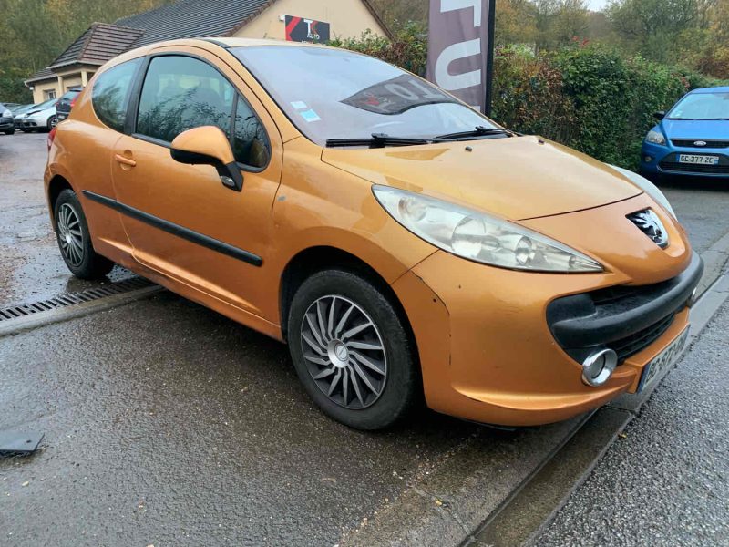 PEUGEOT 207 1.4i 16V 90CV