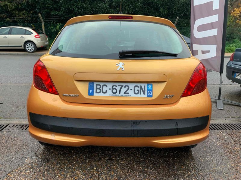 PEUGEOT 207 1.4i 16V 90CV