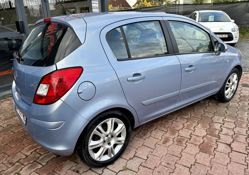 OPEL CORSA D 2006
