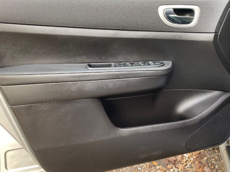 PEUGEOT 307 2006 1.6 110cv