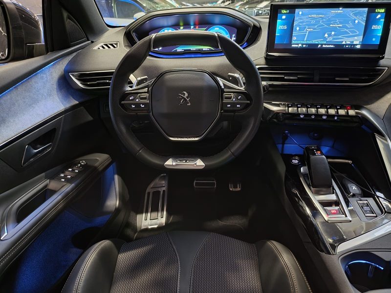 PEUGEOT 3008 Hybrid 224cv GT / TOIT OUVRANT+ATTELAGE+CARPLAY+PARK ASSIST/