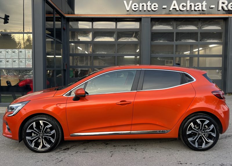 RENAULT CLIO 5 INTENS 1.3 TCE 130 BOITE AUTO GRAND ECRAN GPS LEDS APPLE & ANDROID - GARANTIE 1 AN