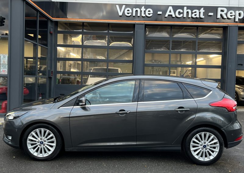 FORD FOCUS III PHASE 2 TITANIUM 1.0 ECOBOOST 125 S&S 1ERE MAIN / GPS KEYLESS PARK ASSIST Garantie1an