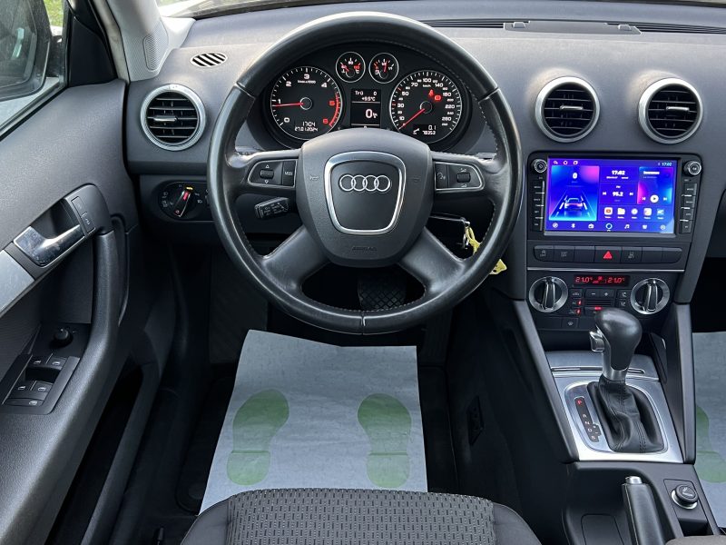 AUDI A3 II PHASE 2 SPORTBACK 1.6 TDI 105 Cv BOITE AUTOMATIQUE / 78 300 Kms - GARANTIE 1 AN