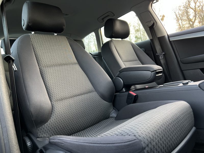 AUDI A3 II PHASE 2 SPORTBACK 1.6 TDI 105 Cv BOITE AUTOMATIQUE / 78 300 Kms - GARANTIE 1 AN