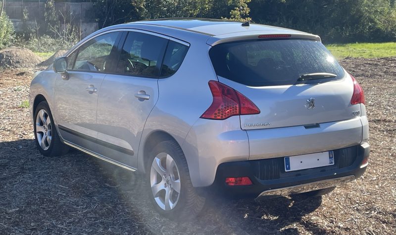 PEUGEOT 3008 1.6 HDi 112 Allure