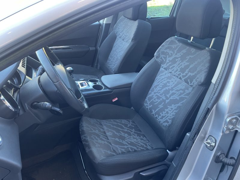 PEUGEOT 3008 1.6 HDi 112 Allure