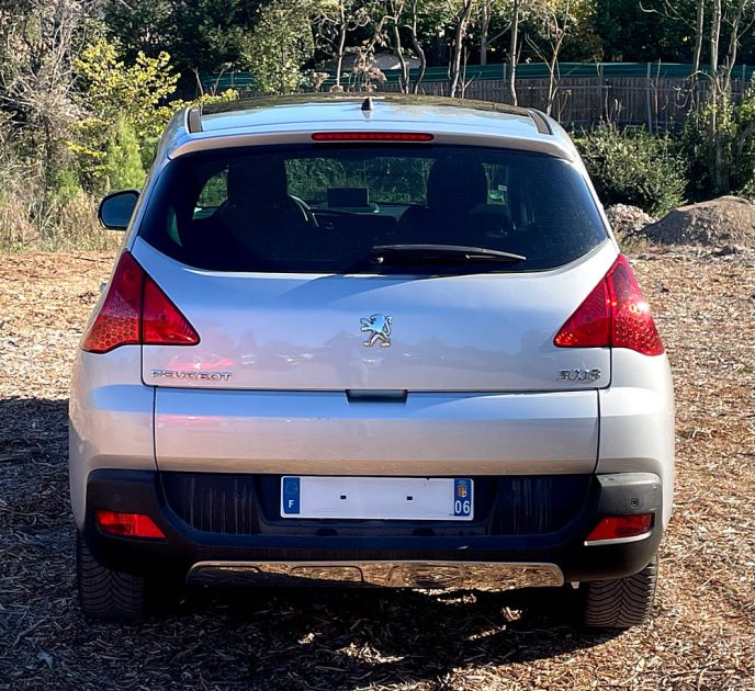 PEUGEOT 3008 1.6 HDi 112 Allure