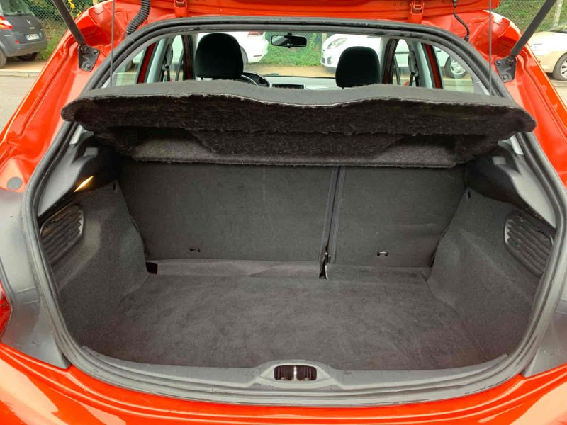 PEUGEOT 208 I 1.6HDI 75CV