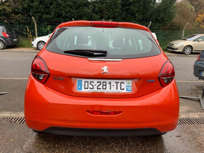 PEUGEOT 208 I 1.6HDI 75CV