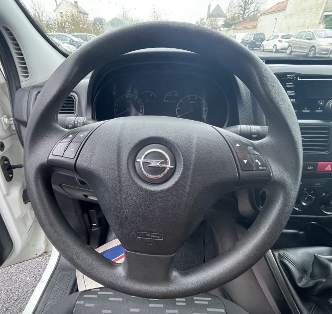 OPEL COMBO Camionnette/Monospace 2014