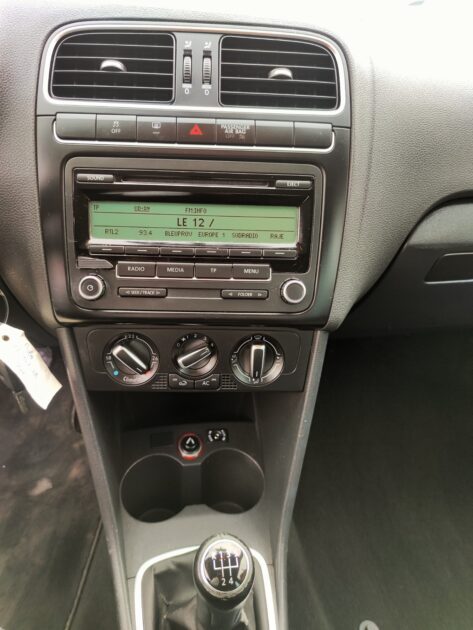 VOLKSWAGEN POLO V 2010