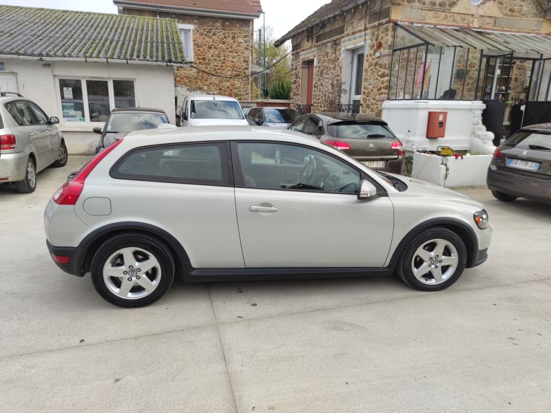 VOLVO C30 2009