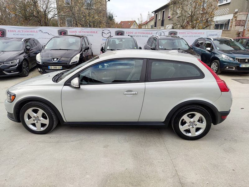 VOLVO C30 2009