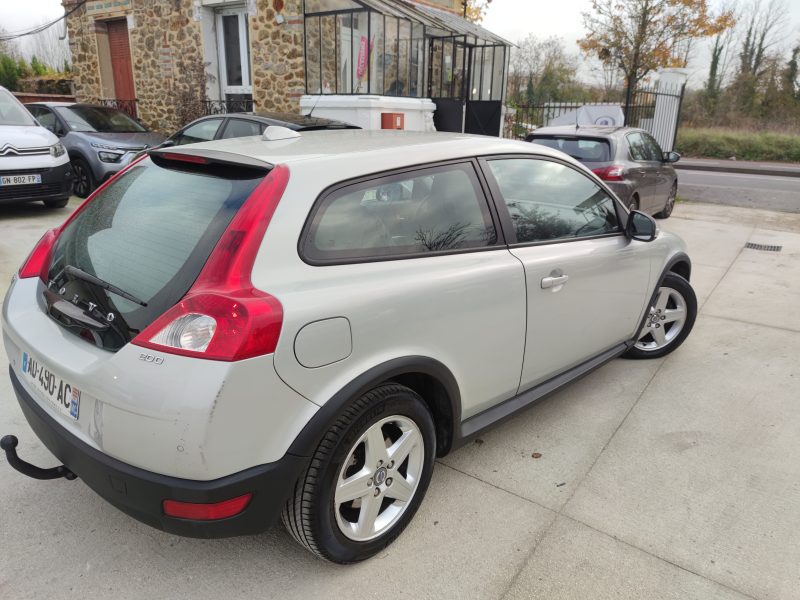 VOLVO C30 2009