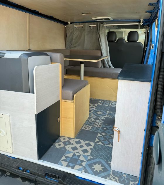 RENAULT TRAFIC 2.0 90CH semi-aménagé