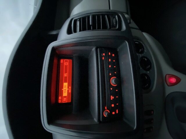 RENAULT TRAFIC II  L2 H1 Camionnette 2013