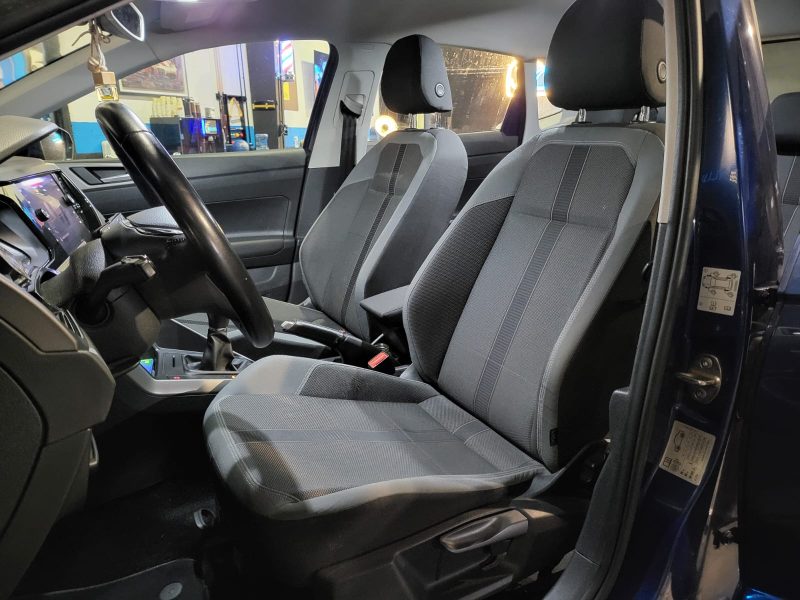 VOLKSWAGEN POLO VI 1.0 12V 75cv R-Line // APPLE CARPLAY/ANDROID AUTO/RADAR-AR