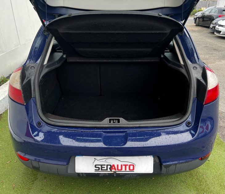 RENAULT MEGANE III 2013