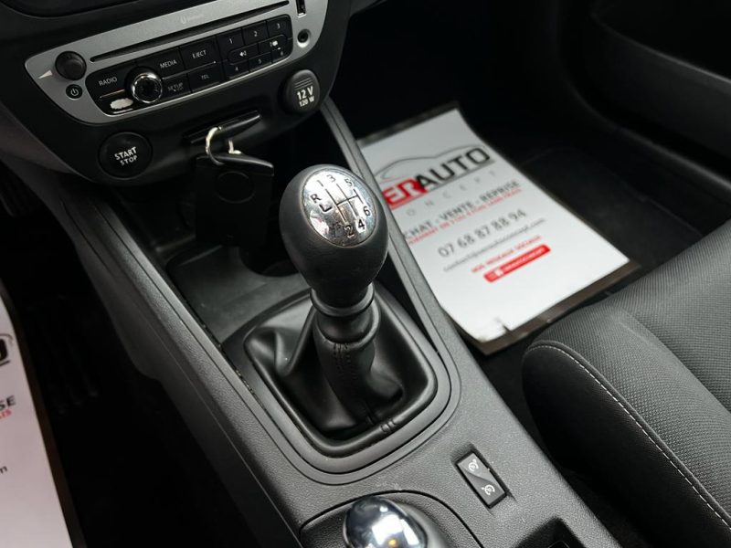 RENAULT MEGANE III 2013