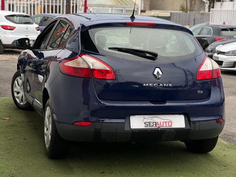 RENAULT MEGANE III 2013