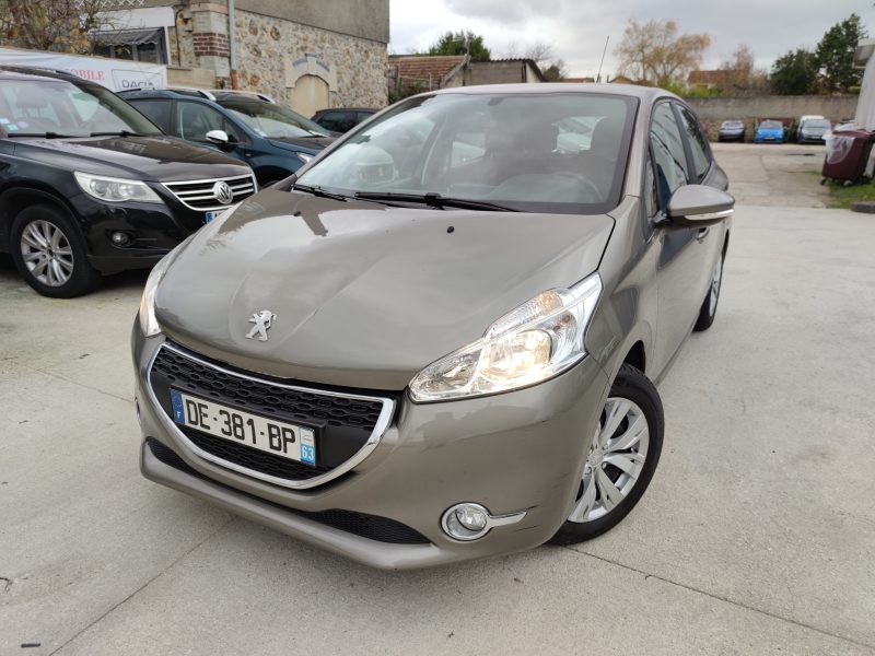 PEUGEOT 208 I 2014
