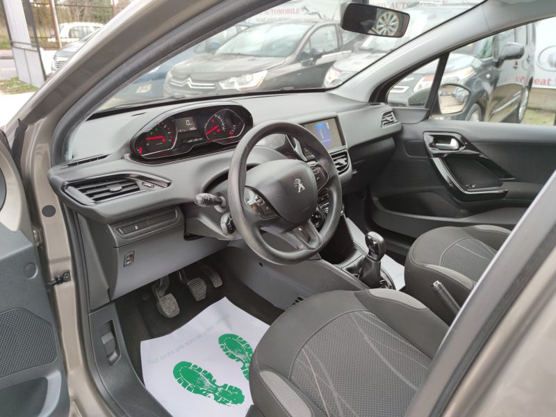 PEUGEOT 208 I 2014