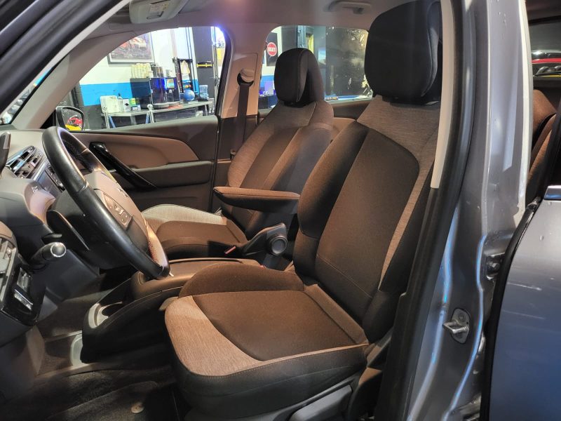 CITROEN C4 PICASSO II 1.2 PureTech 130cv Feel EAT // APPLE CARPLAY/ANDROID AUTO/RADAR-AV-AR