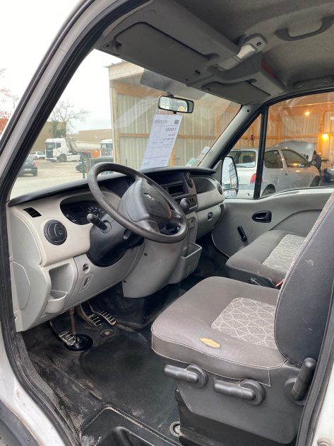 RENAULT MASTER II Camionnette 2008