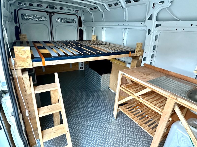 PEUGEOT BOXER 2.2L HDi 120CH Fourgon Long surélevé 335 L4H2 