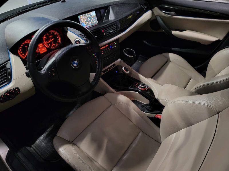 BMW X1 2.0 184CV XDRIVE EXECUTIVE / RADAR ARRIERE / SIEGES CHAUFFANT / REGULATEUR